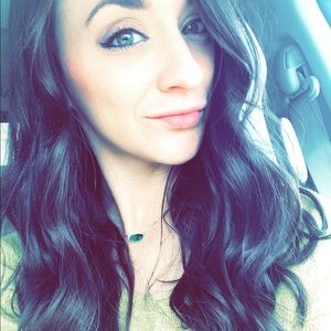 Meet your Posher, Hailey